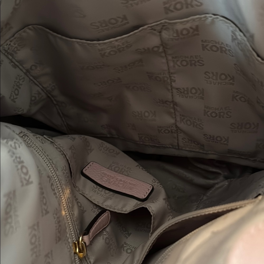 Michael Kors Pink Hobo Bag with Fringe Detail - Picture 5 of 5